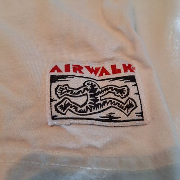 FOREVER 21 X AIR WALK WHITE AND GREEN DINOSAUR GRAPHIC T-SHIRT MENS - Picture 5 of 7